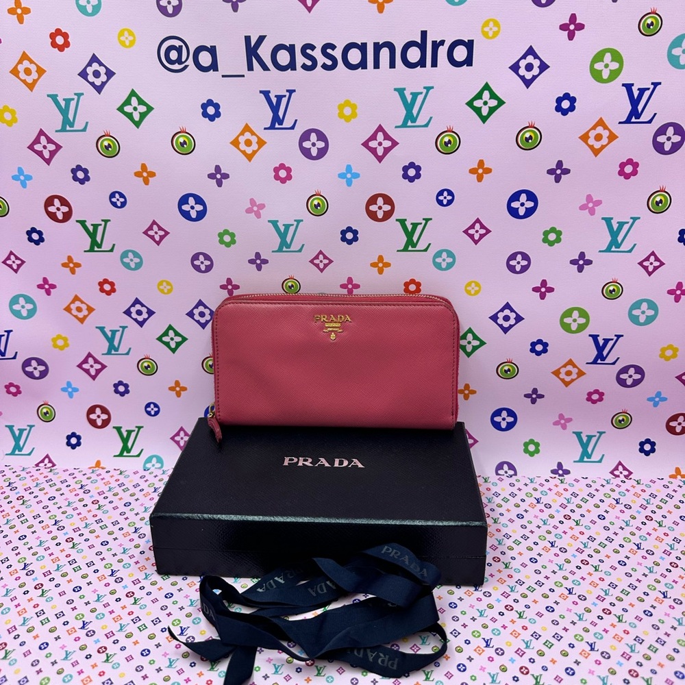 Prada Saffiano Fioco